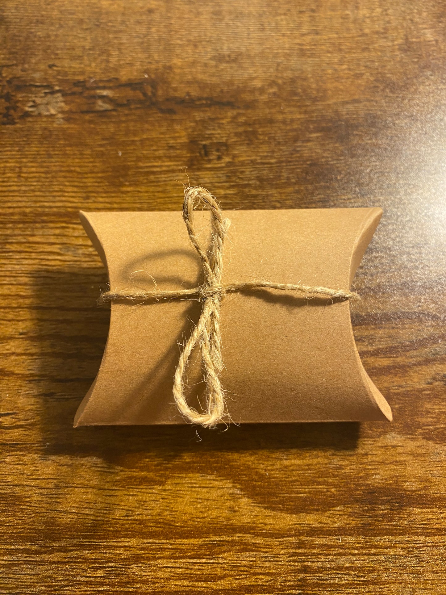 Kraftpapier mit Garn 6x6cm